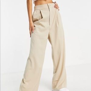Beige effortless pants trouser